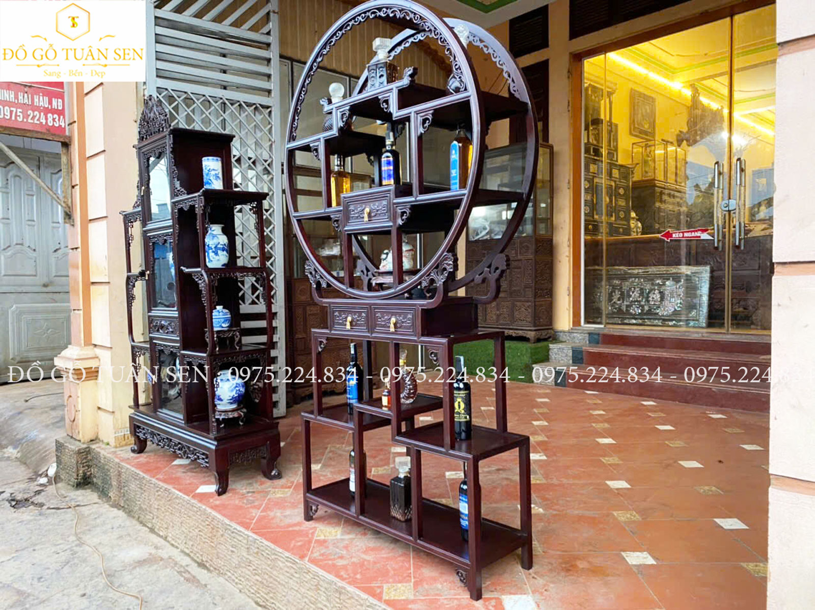 Hình ảnh Kệ bày đồ tròn - tủ bày đồ rượu